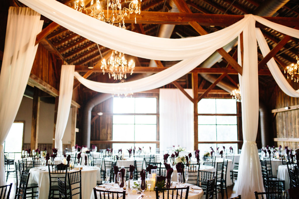 rustic barn weddings and receptions